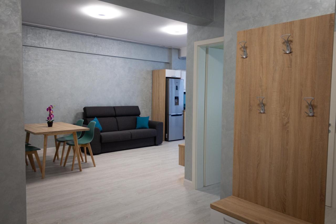 Appartement Apartament Sara Mamaia Nord à Năvodari Extérieur photo