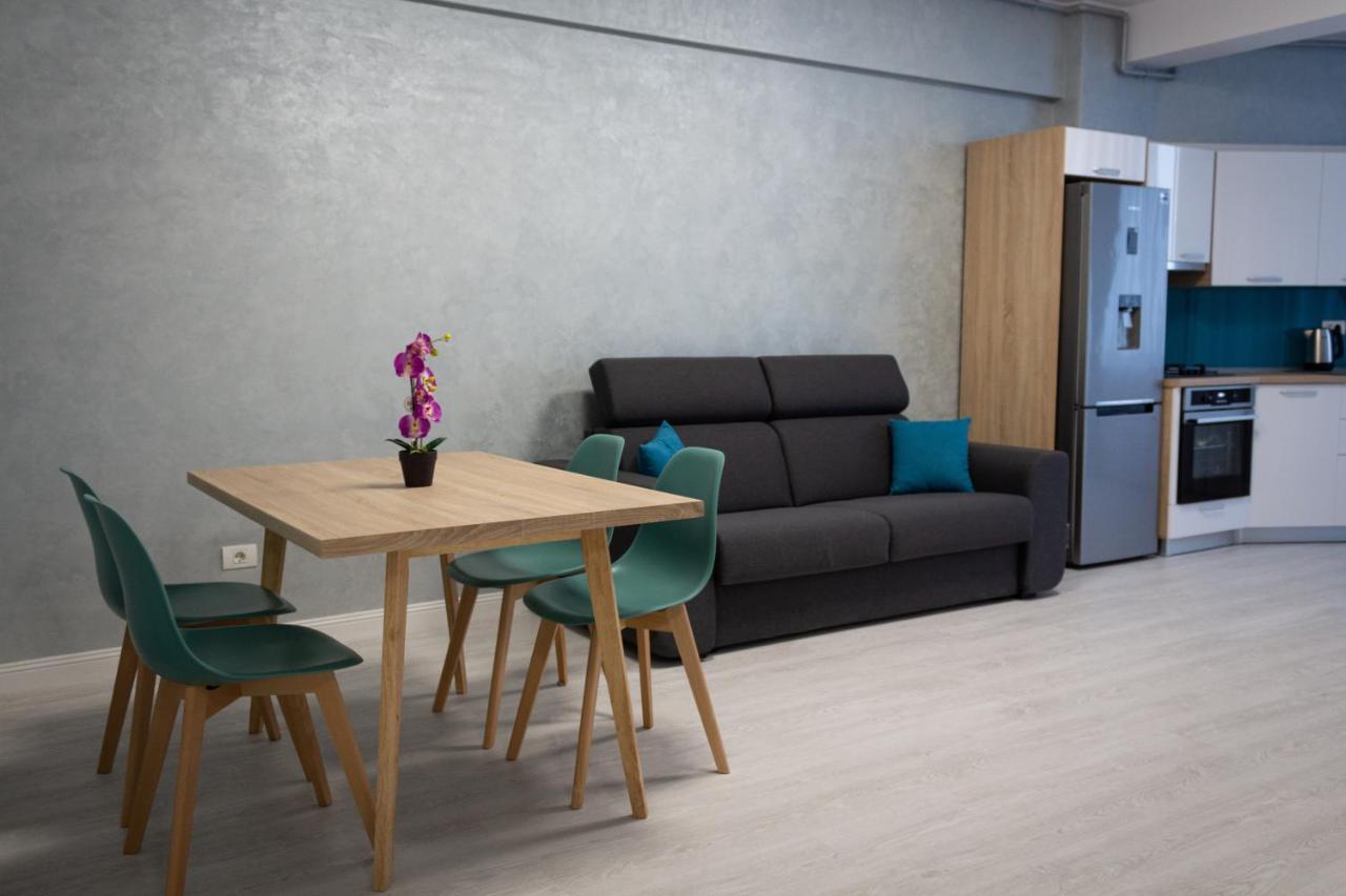 Appartement Apartament Sara Mamaia Nord à Năvodari Extérieur photo