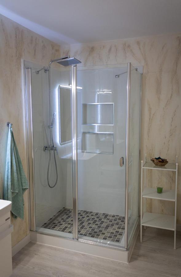 Appartement Apartament Sara Mamaia Nord à Năvodari Extérieur photo