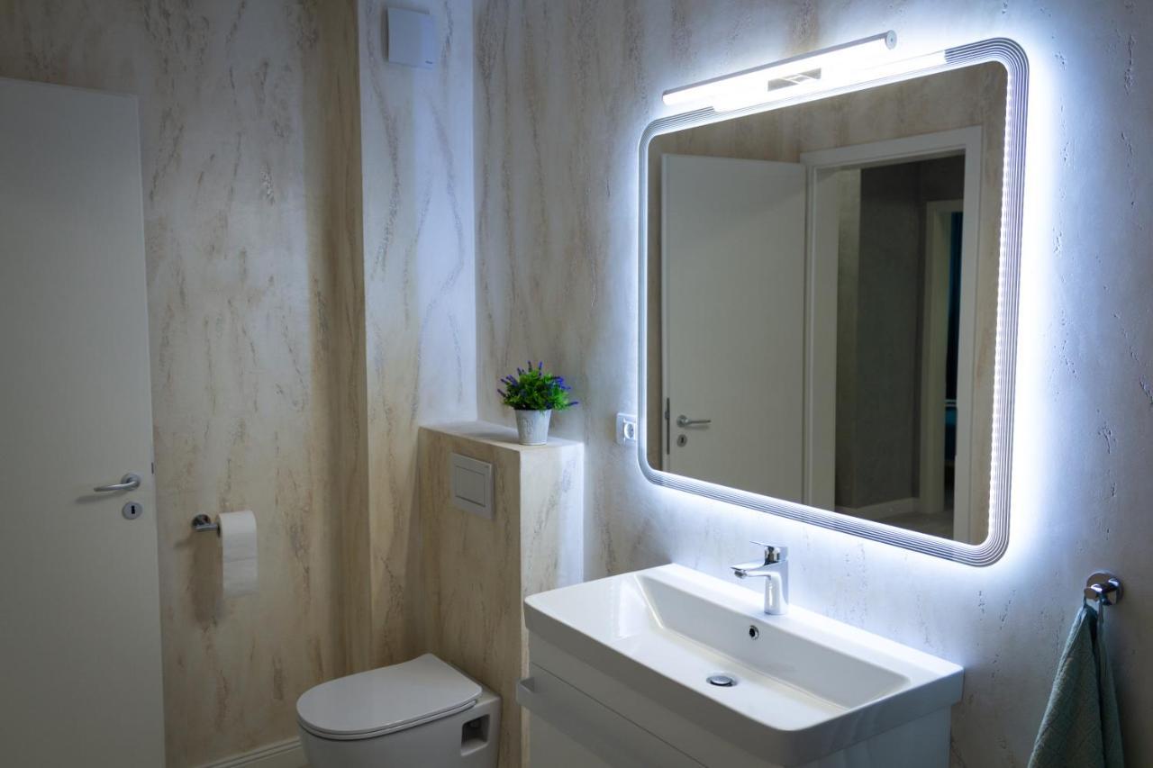 Appartement Apartament Sara Mamaia Nord à Năvodari Extérieur photo